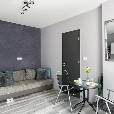 Teraszos, Csendes Apartman Koezponti Reszen *