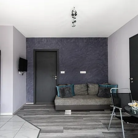 Teraszos, Csendes Apartman Koezponti Reszen