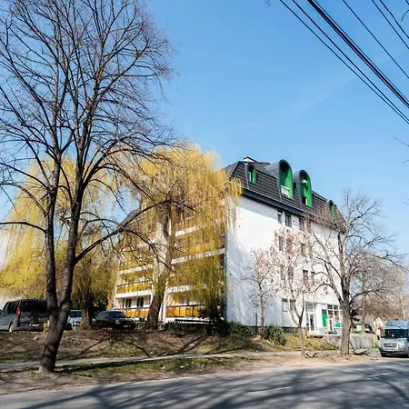 Teraszos, Csendes Apartman Koezponti Reszen Lejlighed *